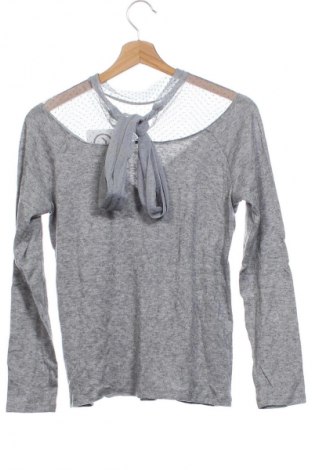 Дамска блуза Unbranded, Размер XS, Цвят Сив, Цена 2,04 €