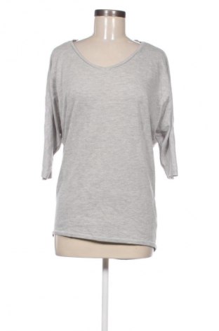 Дамска блуза Vero Moda, Размер M, Цвят Сив, Цена 1,02 €