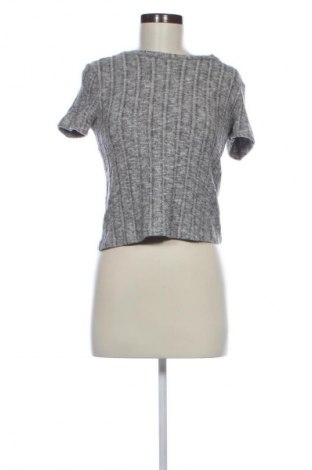 Bluzka damska Zara Trafaluc, Rozmiar M, Kolor Szary, Cena 10,99 zł