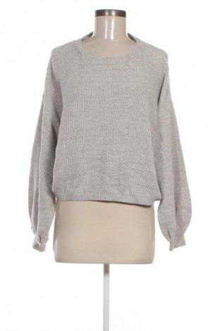 Dámský svetr Bershka, Velikost M, Barva Šedá, Cena  129,00 Kč