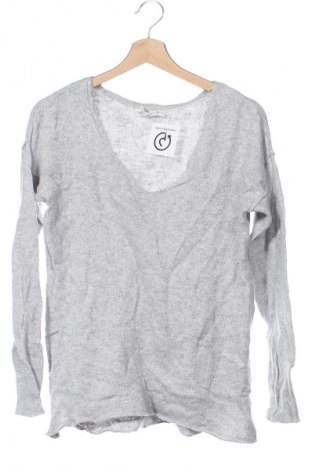 Dámský svetr H&M L.O.G.G., Velikost XS, Barva Šedá, Cena  149,00 Kč