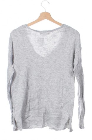 Dámský svetr H&M L.O.G.G., Velikost XS, Barva Šedá, Cena  149,00 Kč