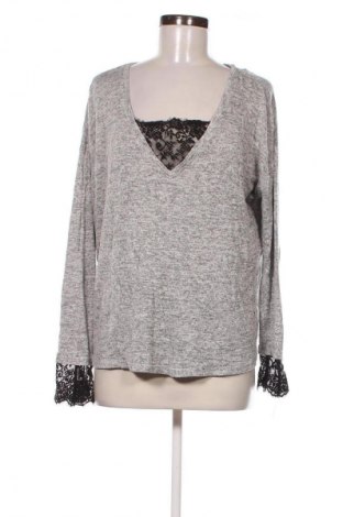 Dámský svetr Reserved, Velikost M, Barva Šedá, Cena  289,00 Kč