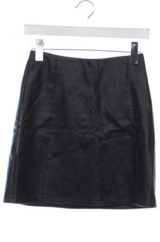 Кожена пола Primark, Размер XS, Цвят Черен, Цена 2,04 €