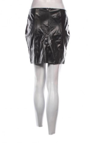 Кожена пола Unbranded, Размер M, Цвят Черен, Цена 2,04 €