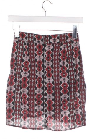 Пола Amisu, Размер XS, Цвят Многоцветен, Цена 2,04 €