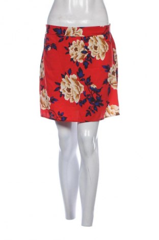 Пола Boohoo, Размер M, Цвят Многоцветен, Цена 2,55 €