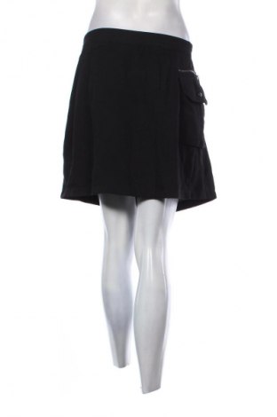 Пола C&A, Размер M, Цвят Черен, Цена 2,55 €