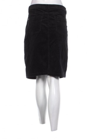 Пола C&A, Размер L, Цвят Черен, Цена 2,55 €