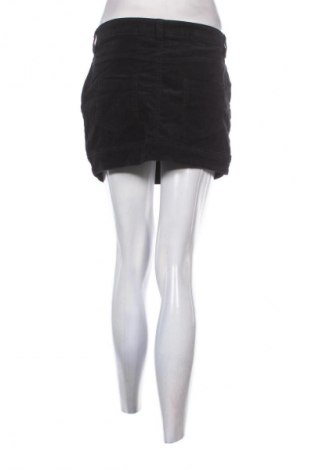 Пола Crazy World, Размер M, Цвят Черен, Цена 2,04 €