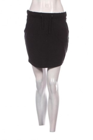 Пола Diverse, Размер S, Цвят Черен, Цена 2,04 €