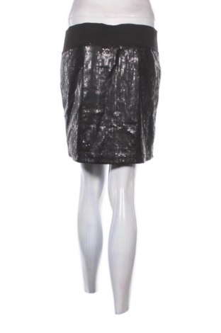 Пола Edc By Esprit, Размер M, Цвят Черен, Цена 2,04 €