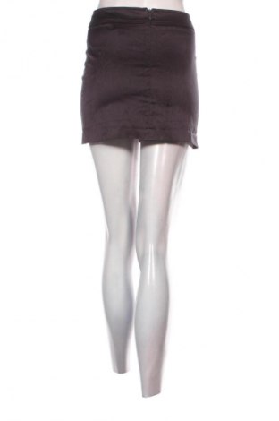 Пола Essentials, Размер L, Цвят Многоцветен, Цена 2,04 €