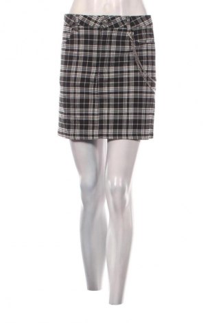 Пола Fb Sister, Размер M, Цвят Многоцветен, Цена 2,04 €