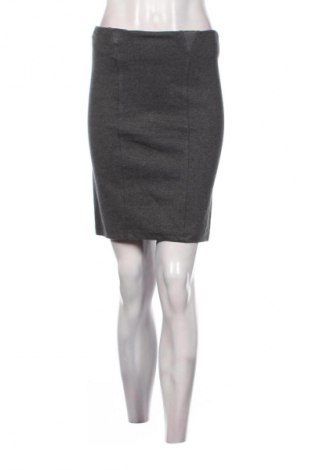 Пола Flame, Размер S, Цвят Сив, Цена 2,04 €