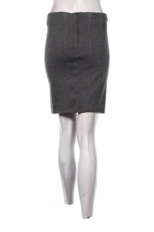 Пола Flame, Размер S, Цвят Сив, Цена 2,04 €