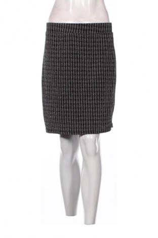 Пола Fransa, Размер M, Цвят Многоцветен, Цена 2,04 €