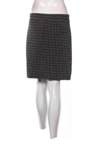 Пола Fransa, Размер M, Цвят Многоцветен, Цена 2,04 €