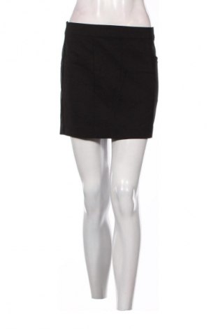 Пола Gina Tricot, Размер M, Цвят Черен, Цена 2,04 €