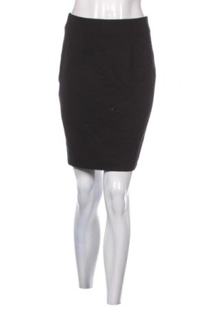 Пола H&M, Размер S, Цвят Черен, Цена 2,04 €