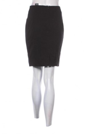 Пола H&M, Размер S, Цвят Черен, Цена 2,04 €