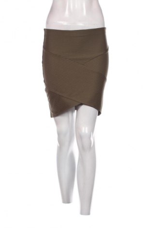 Пола H&M, Размер M, Цвят Зелен, Цена 2,04 €