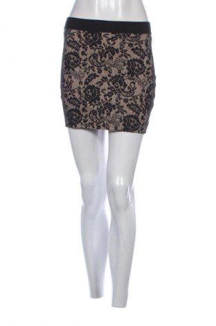 Пола H&M, Размер S, Цвят Многоцветен, Цена 2,04 €