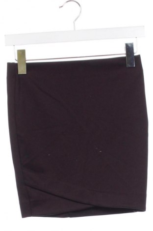 Пола H&M, Размер XS, Цвят Лилав, Цена 2,04 €