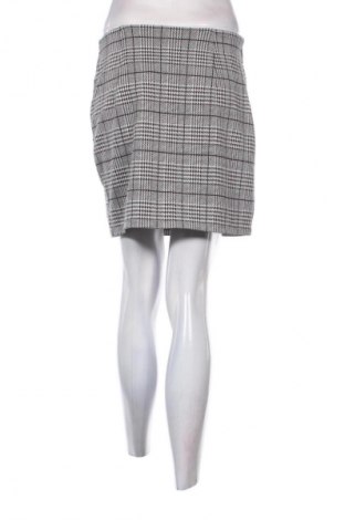 Пола H&M Divided, Размер S, Цвят Многоцветен, Цена 2,04 €