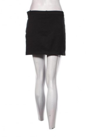 Пола H&M Divided, Размер S, Цвят Черен, Цена 2,04 €