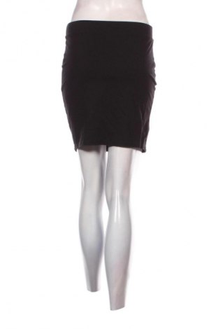 Пола H&M Divided, Размер S, Цвят Черен, Цена 2,04 €