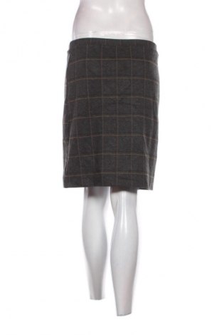 Пола Hema, Размер M, Цвят Многоцветен, Цена 2,04 €