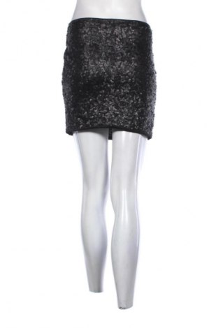 Пола Hema, Размер M, Цвят Черен, Цена 2,04 €