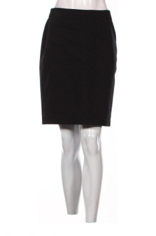 Пола Hennes, Размер M, Цвят Черен, Цена 2,04 €