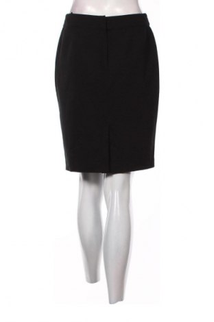 Пола Hennes, Размер M, Цвят Черен, Цена 2,04 €