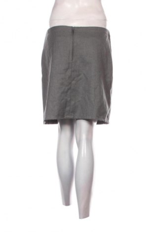 Пола Miss Natalie, Размер M, Цвят Сив, Цена 2,04 €