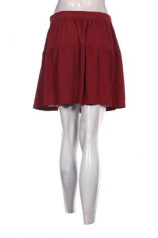 Пола Moves, Размер M, Цвят Червен, Цена 4,60 €