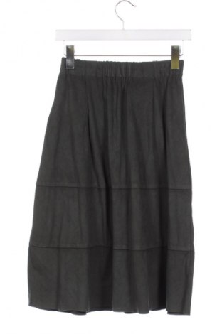 Пола Noisy May, Размер XS, Цвят Зелен, Цена 2,04 €