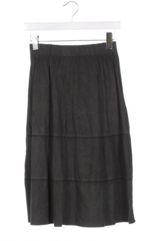 Пола Noisy May, Размер XS, Цвят Зелен, Цена 2,04 €