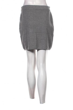 Пола Pimkie, Размер L, Цвят Сив, Цена 2,04 €