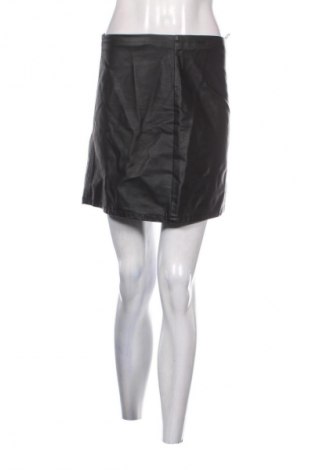 Пола Primark, Размер M, Цвят Черен, Цена 2,04 €