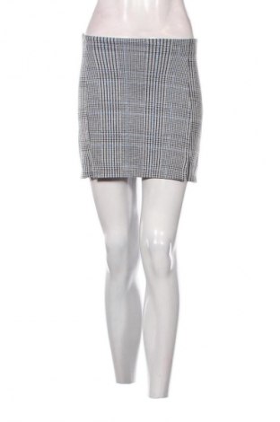 Пола Pull&Bear, Размер S, Цвят Многоцветен, Цена 2,04 €