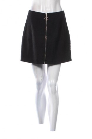 Пола SHEIN, Размер M, Цвят Черен, Цена 2,04 €