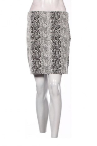 Пола Sinsay, Размер M, Цвят Многоцветен, Цена 2,04 €