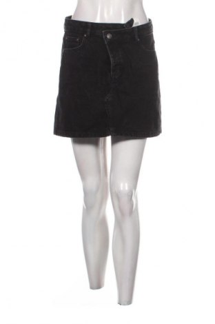 Szoknya Sinsay, Méret M, Szín Fekete, Ár 1 699 Ft