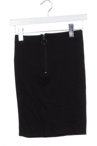 Пола Sinsay, Размер XXS, Цвят Черен, Цена 2,04 €