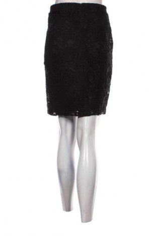 Пола Sinsay, Размер S, Цвят Черен, Цена 2,04 €