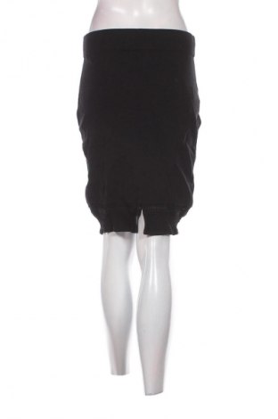 Пола Super Star, Размер M, Цвят Черен, Цена 2,04 €