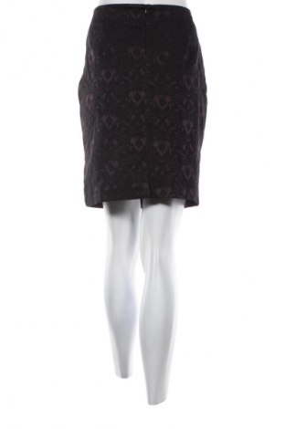 Пола Unbranded, Размер M, Цвят Черен, Цена 2,04 €