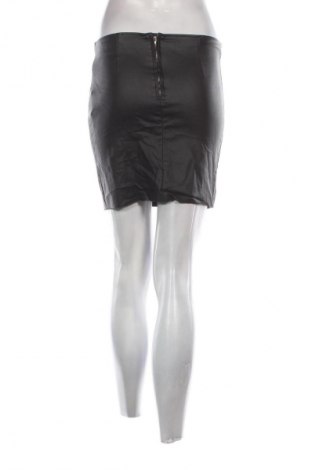 Пола Unbranded, Размер M, Цвят Черен, Цена 2,04 €